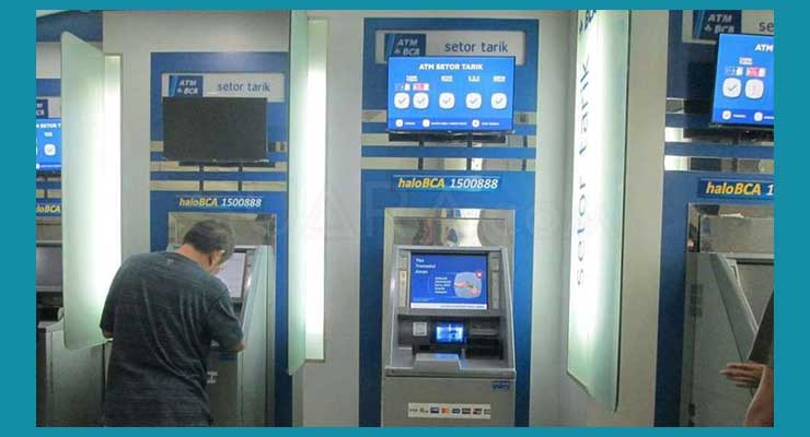 Kunjungi Mesin ATM BCA
